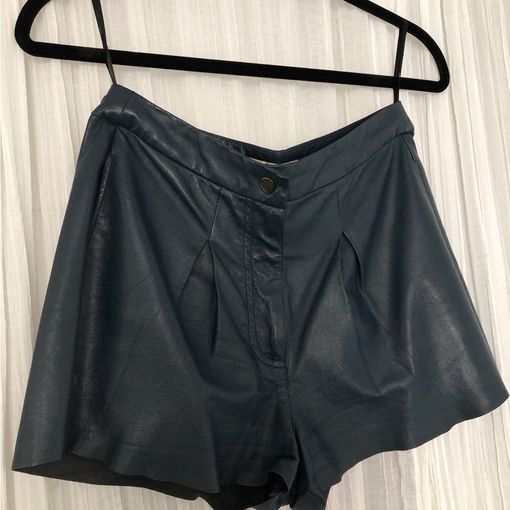 Chic Women's High Waist Navy leather shorts